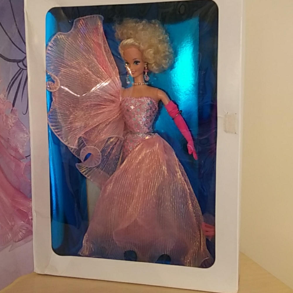 Evening Extravaganza Barbie Classique Collection - Picture 3 of 8